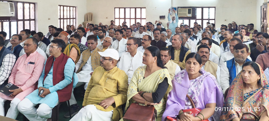 2 lakh teachers from across the country will march to Delhi, a mega rally will be held at Ramlila Maidan on December 5 against the TET requirement.