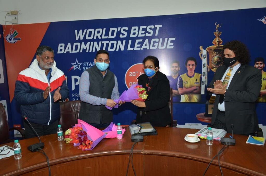 प्रदेश में युवाओं को खेल के प्रति प्रोत्साहित करने के लिए प्रमुख सचिव ने खेल संघों के साथ की बैठक