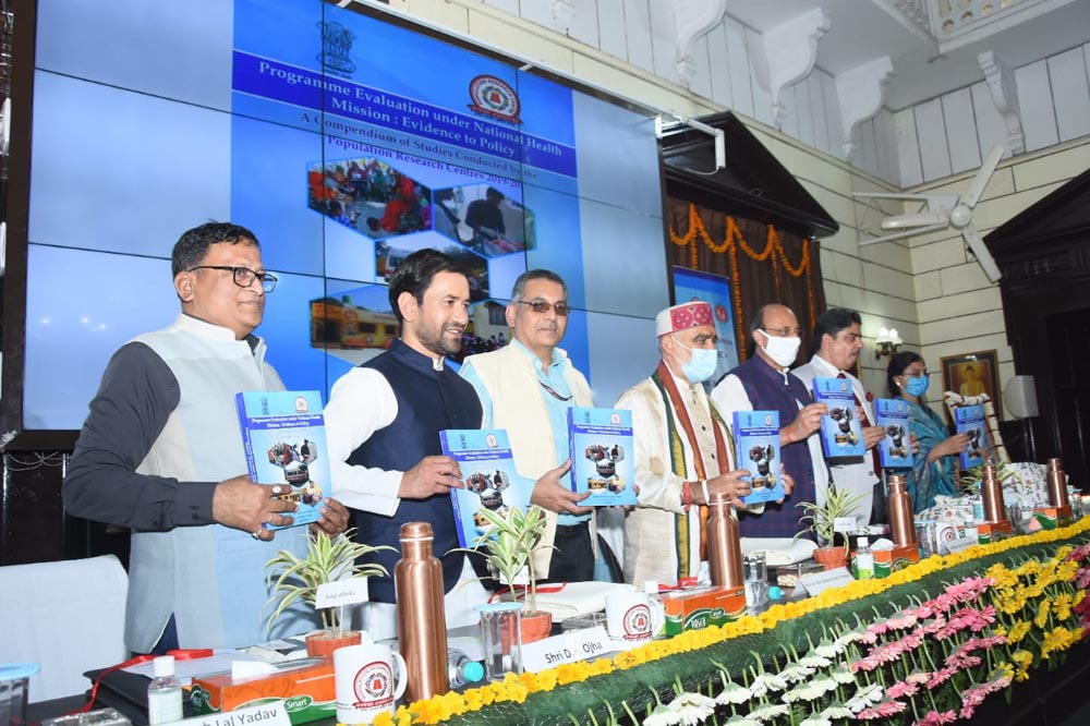 गरीबों तक स्वास्थ्य सुविधा पहुंचाने को सरकार चला रही कई योजनाएं: अश्विनी चौबे