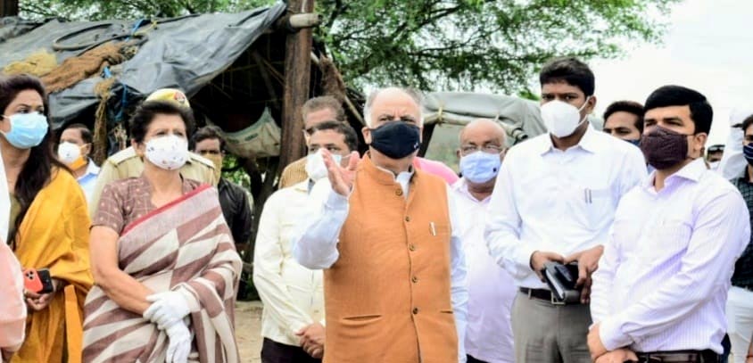 जाल लगाकर ठोस अपशिष्ट को रोककर नदी को साफ़ रखा जाए: संयुक्ता भाटिया