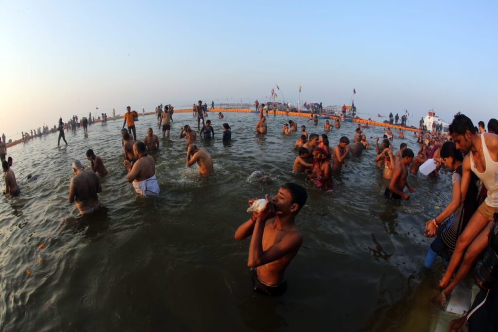 01 जनवरी से 27 फरवरी तक प्रयागराज महाकुंभ में श्रद्धालुओं के दर्शन के लिए रखी जाएगी पवित्र छड़ी