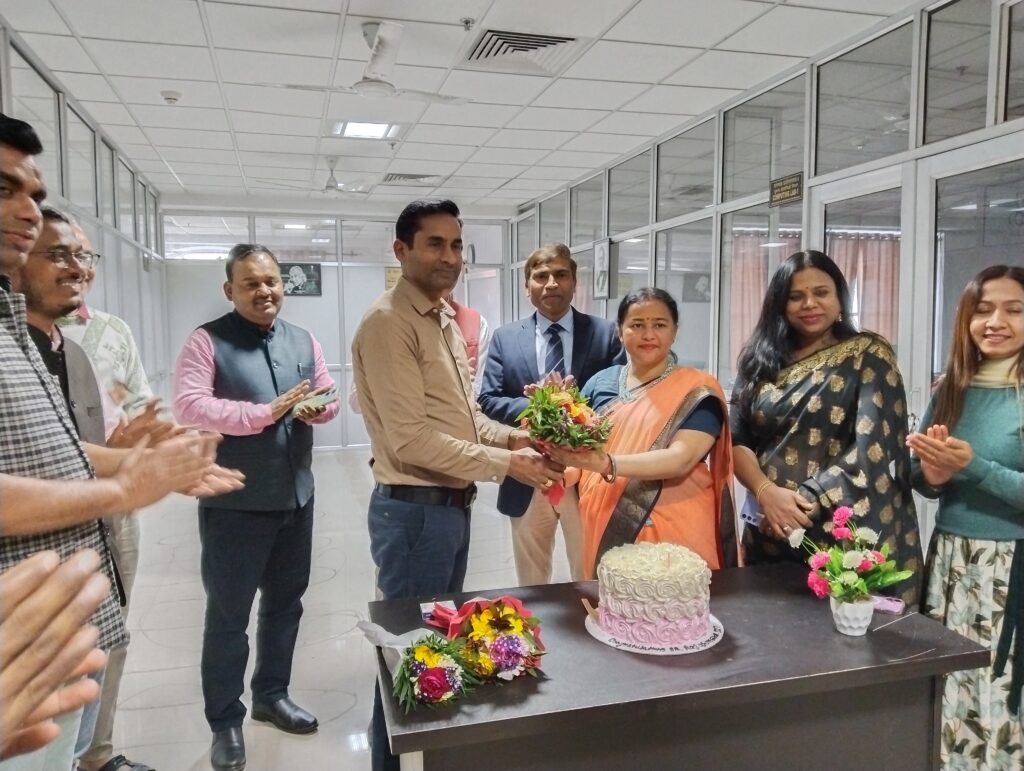 कैप्टन डॉ.राजश्री सूचना प्रौद्योगिकी विभाग की पहली महिला विभागाध्यक्ष बनी