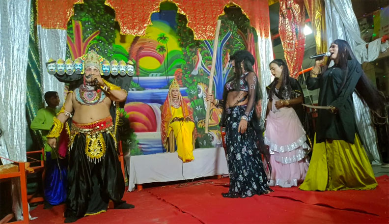 जटायु ने प्राण देकर निभाई धर्म रक्षा की मर्यादा, रावण न लांघ सका लक्ष्मण की मर्यादा रेखा जटायु ने प्राण देकर भी निभाई धर्म रक्षा की मर्यादा