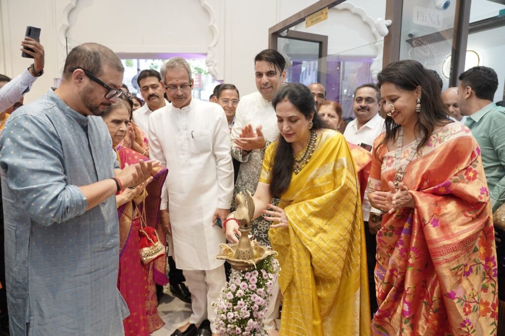 PNG Jewellers opens a grand new store in Dadar