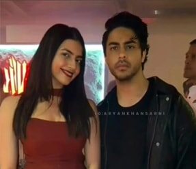 A candid photo of Aryan Khan and Kashika Kapoor has taken social media by storm!