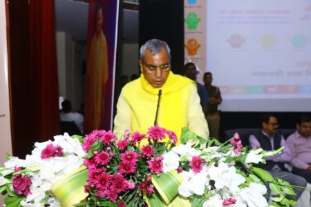 The government will bring the facilities of cities to the villages: Rajbhar