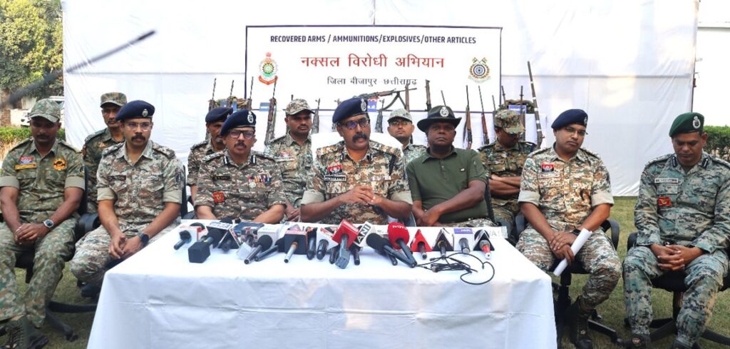 रामधेर ने किया आत्मसमर्पण, बालाघाट नक्सल मुक्त Ambush laid within a radius of five kilometers, Company Number Two wiped out