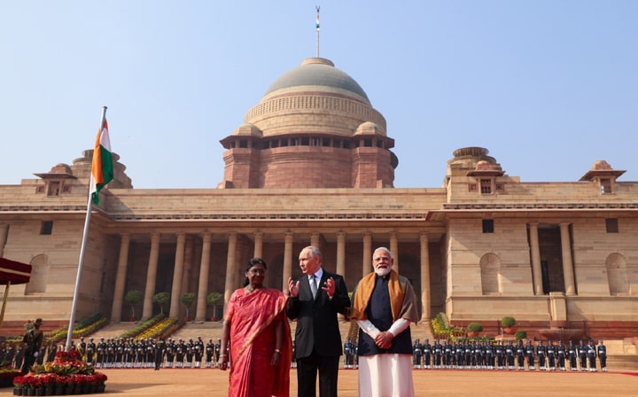 Sanctions don't scare, pressure doesn't budge - this is the eternal friendship between India and Russia.