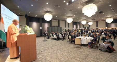 CM Yogi tells investors in Yamanashi: Let's join forces in achieving a trillion-dollar economy