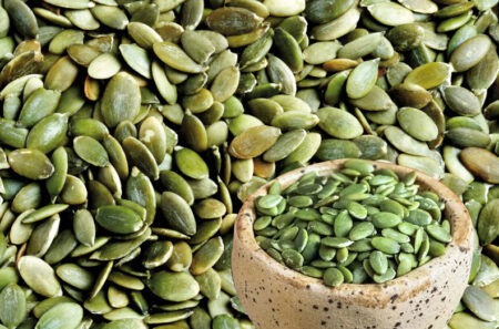 A Handful of Pumpkin Seeds Daily: Stronger Heart, Deeper Sleep, Controlled Blood Sugar! A Miraculous Superfood.