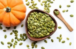 A Handful of Pumpkin Seeds Daily: Stronger Heart, Deeper Sleep, Controlled Blood Sugar! A Miraculous Superfood.