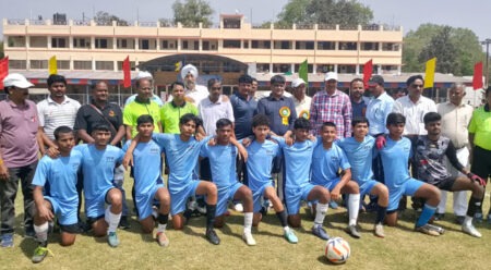 लखनऊ मंडल ने धमाकेदार शुरुआत की! अंडर-19 स्टेट फुटबॉल चैंपियनशिप में झांसी को 4-0 से रौंदा