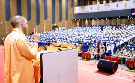 936 Youths Receive Appointment Letters in UP Police; Declare: "Yogi Has Broken the Back of Corruption!"