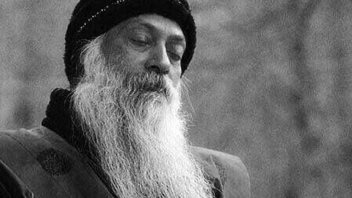 उकसावे पर चुप्पी ही असली जीत: ओशो का गहरा संदेश Silence in the Face of Provocation Is the True Victory: Osho's Profound Message
