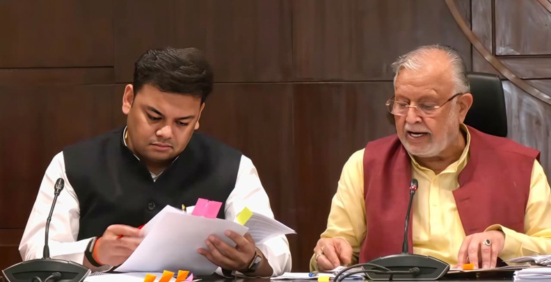 शिक्षामित्रों की बल्ले-बल्ले! योगी सरकार ने मानदेय में की ऐतिहासिक बढ़ोतरी Great News for Shikshamitras! Yogi Government Announces Historic Hike in Honorarium.