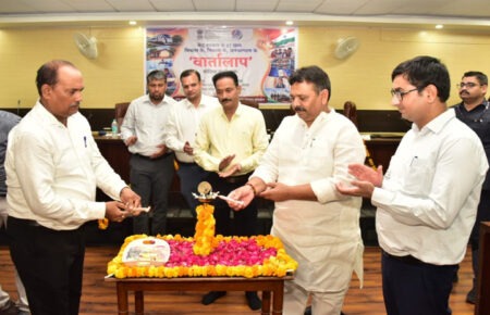 12 Years of the Central Government: Grand media workshop held in Varanasi; over 100 media organizations participated.