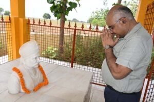 Mahakavi Bhushan's ancestral village to become a hub of the shared culture of UP and Maharashtra: DM