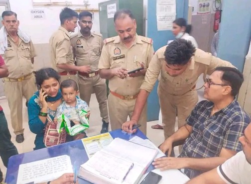 पत्नी-बच्चे के सामने हाईवे पर गोली मारकर हत्या! बाबा विश्वनाथ दर्शन से लौट रहे युवक की दर्दनाक मौत Shot dead on the highway in front of his wife and children! Tragic death of a young man returning from a pilgrimage to Baba Vishwanath.