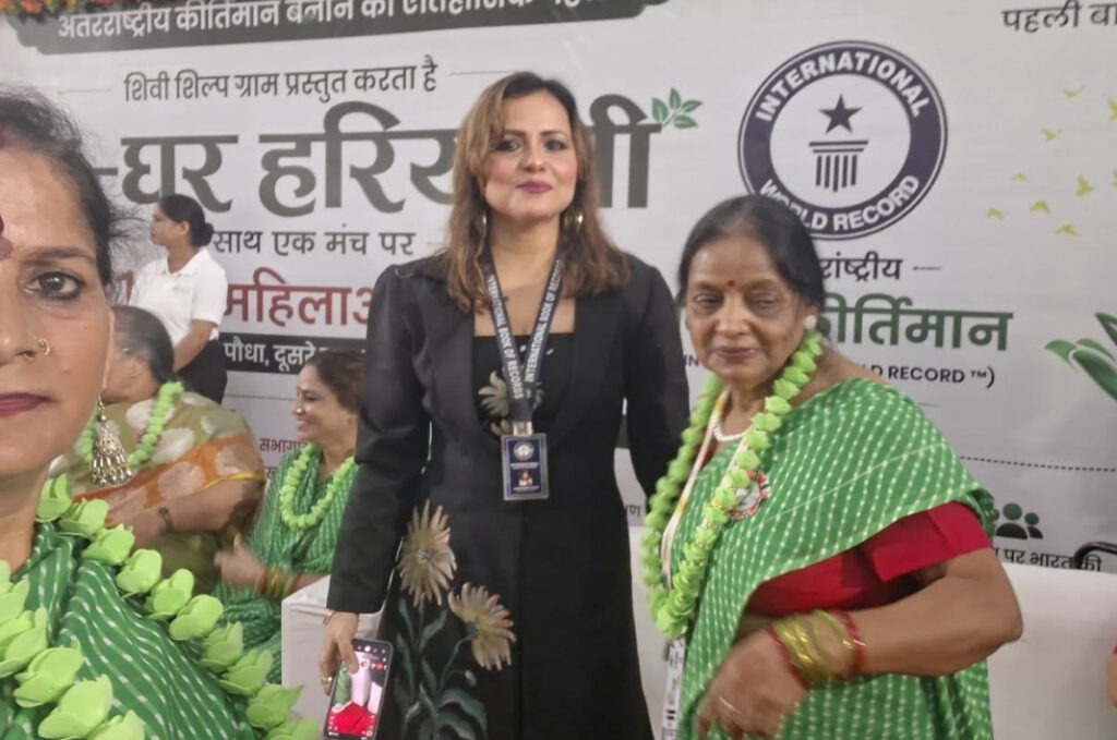 2378 women set a world record by dancing together to Sawan songs.