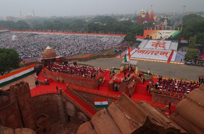 A memorable Independence Day at the Red Fort! This day reminds us of the courage and sacrifice of those who gave us freedom. At the same time, it is a day to renew our commitment to building a Viksit Bharat. 